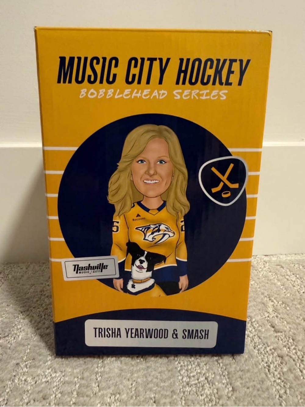 Music City Hockey Series - Trisha Yearwood & Smash Bobblehead